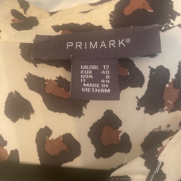 Womens / juniors size 8 burton up cheetah print blouse - Picture 3 of 3